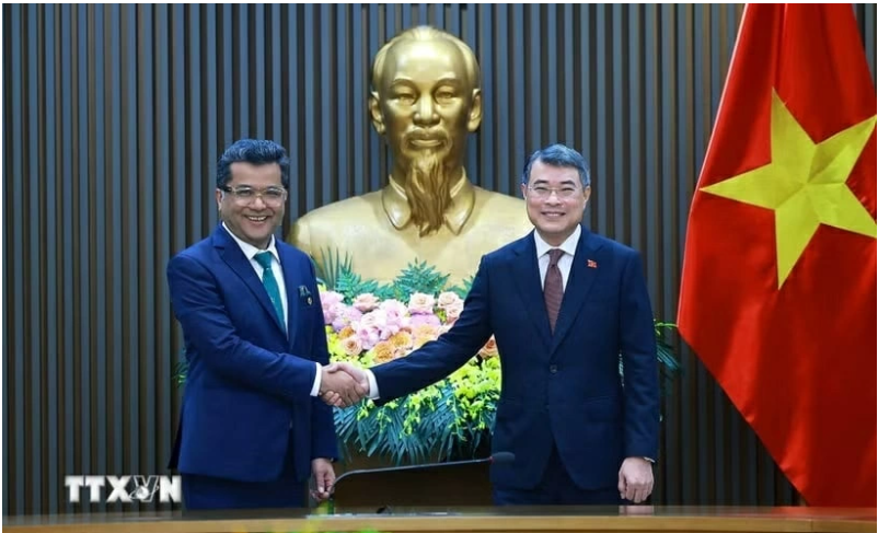 Thủ tướng tiếp Quốc vụ khanh Bộ Ngoại giao Ấn Độ: Việt Nam là đối tác then chốt của Ấn Độ trong ASEAN